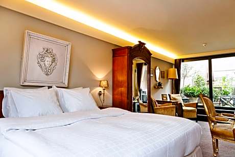 Junior Suite with Terrace