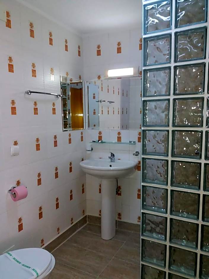 Hotel Tranzzit