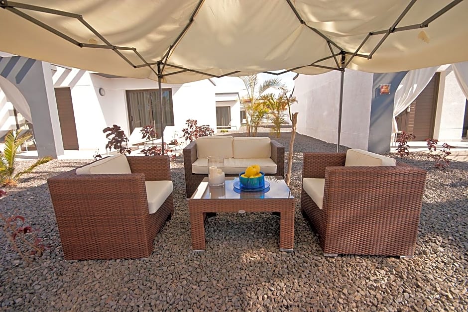 R2 Romantic Fantasia Suites - Adults Only