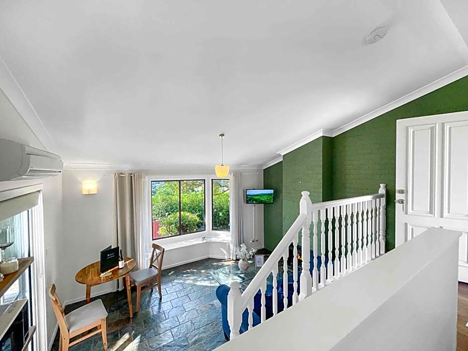 Bimbadeen Estate Villa 1