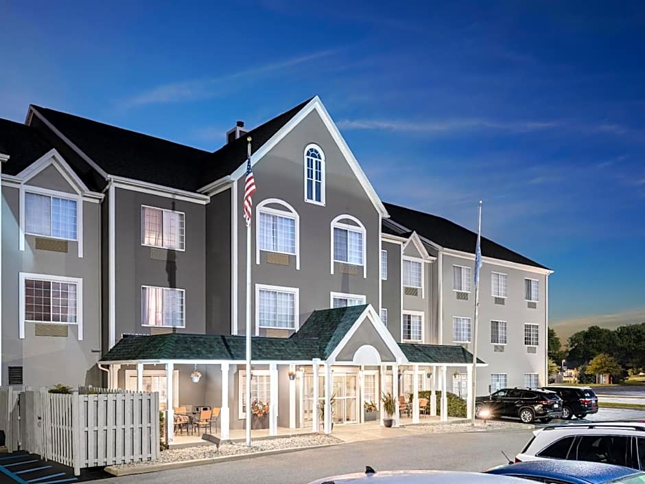 Country Inn & Suites by Radisson, Maumee - Toledo