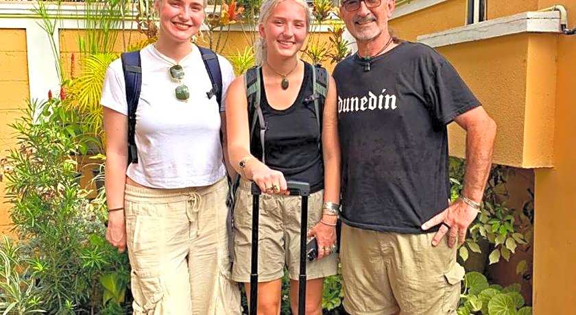 Lahiru Airport Villa