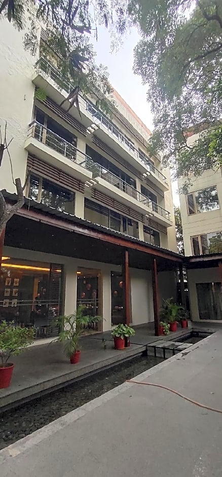 Udman Hotel Panchshila Park