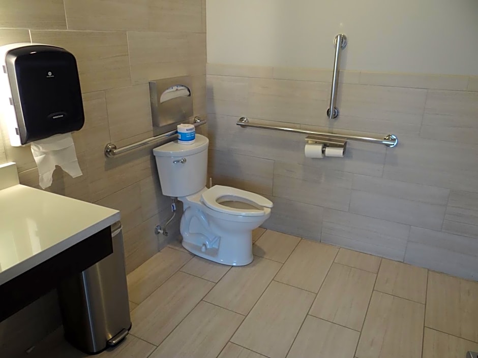 Holiday Inn Express And Suites Auburn Downtown By IHG