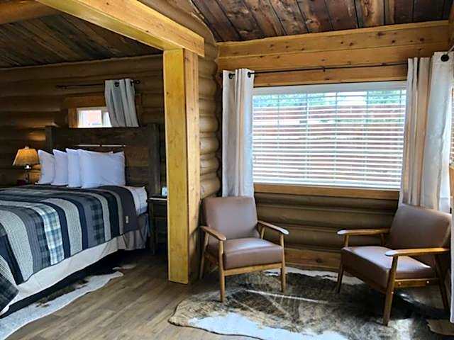 Elkhorn Cabins and Inn