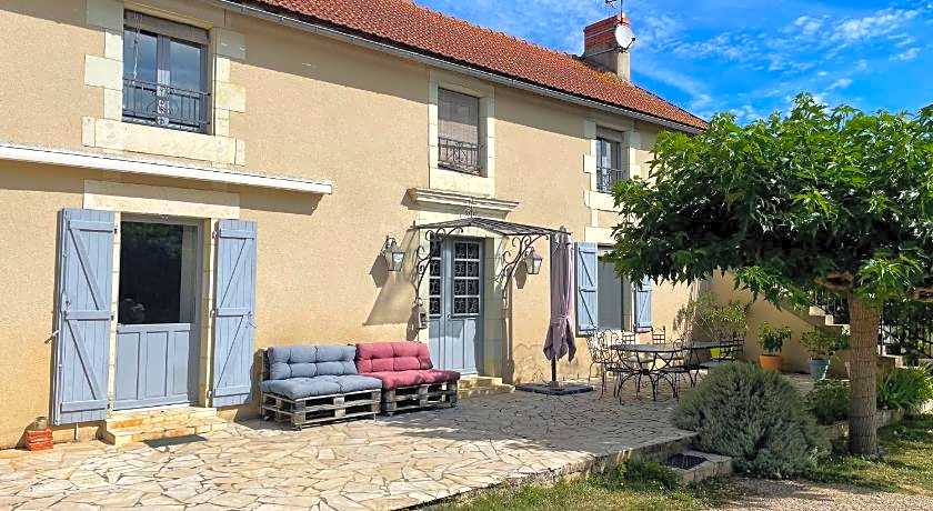 La maison de Charlotte - chambres d'hotes-Futuroscope