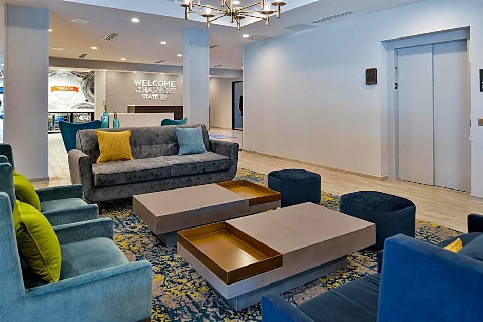 Hampton Inn by Hilton Cedar Falls Downtown