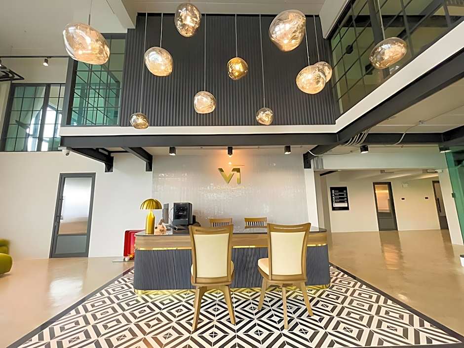 V1  Boutique Hotel
