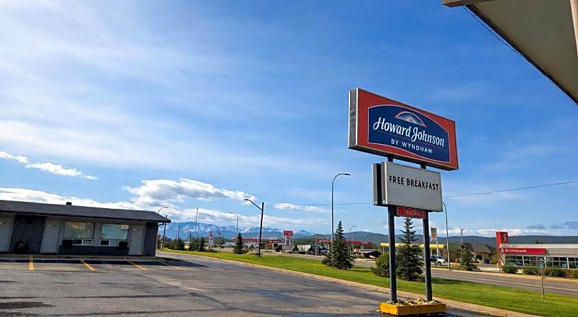 Howard Johnson by Wyndham Hinton