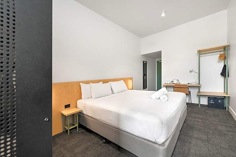 YHA Adelaide Central