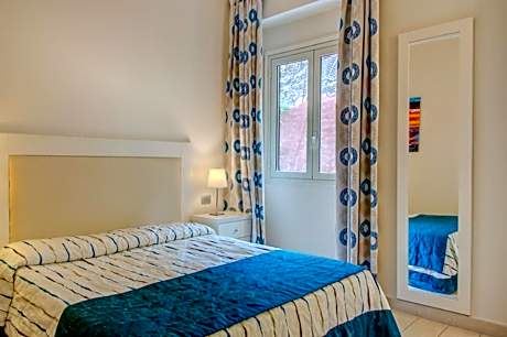 Economy Triple Room