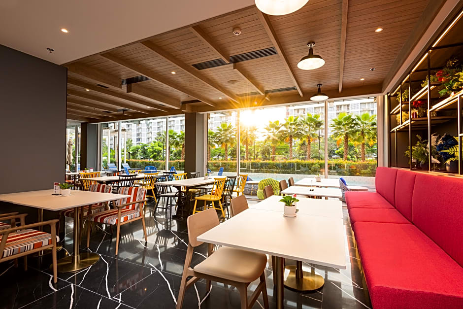 Maitria Hotel Rama 9 Bangkok - A Chatrium Collection (SHA Extra Plus)