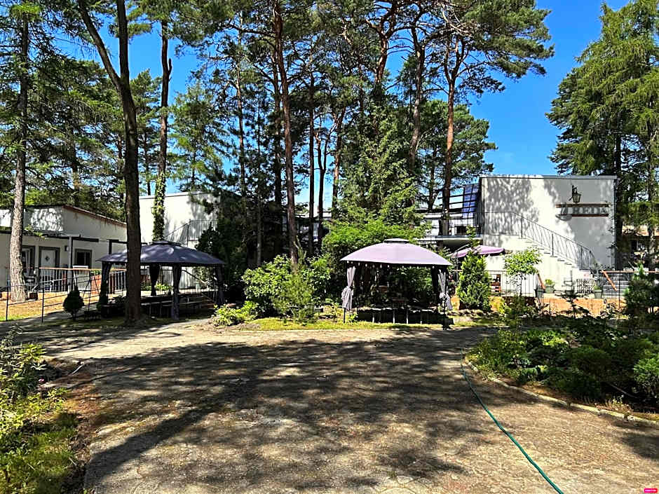 REDA - Pokoje z niezależnym wejściem