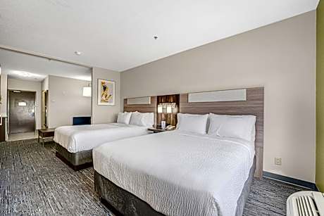 Queen Suite with Two Queen Beds and Sofa Bed