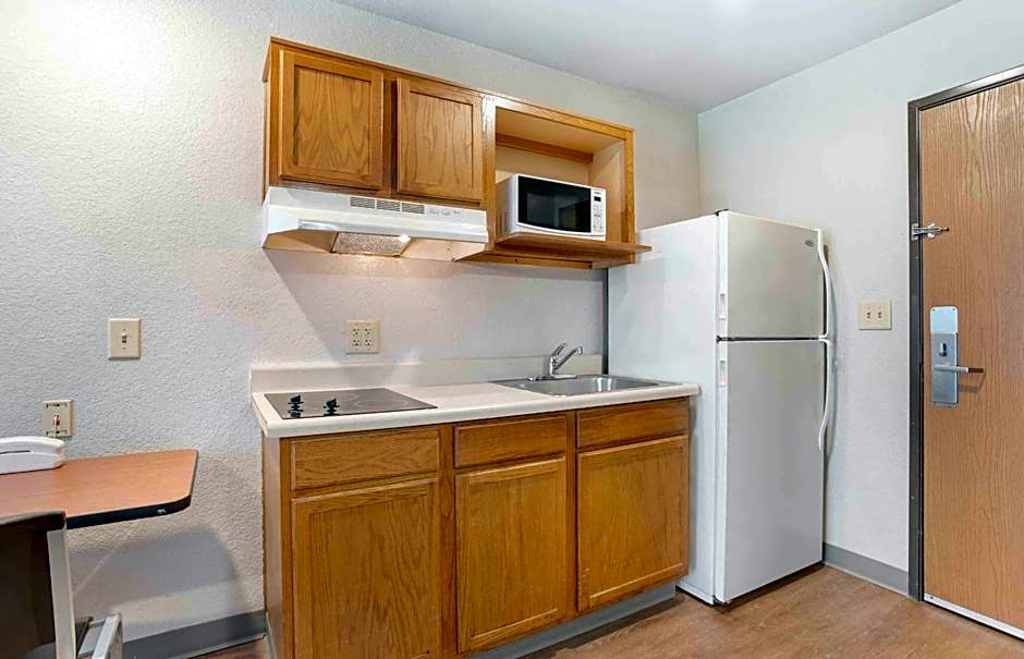 Extended Stay America Select Suites - Montgomery