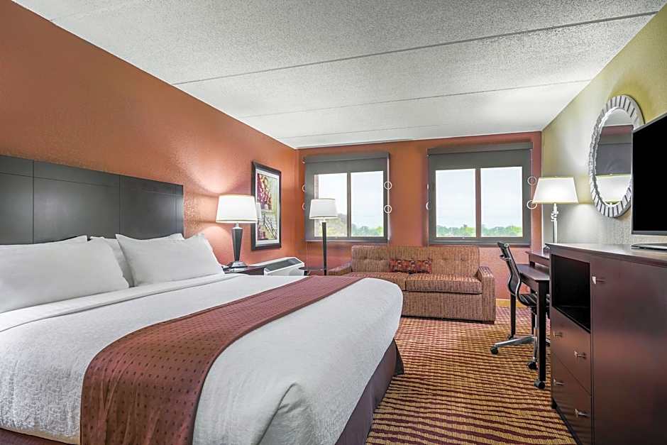 Holiday Inn Manitowoc By IHG