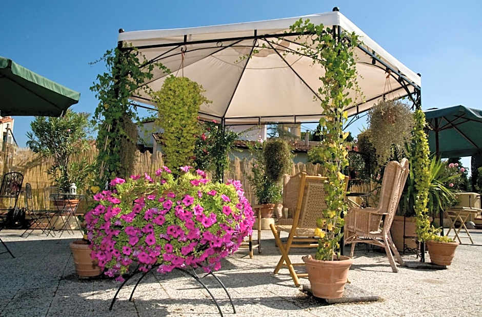 Argentiere Room Apartments