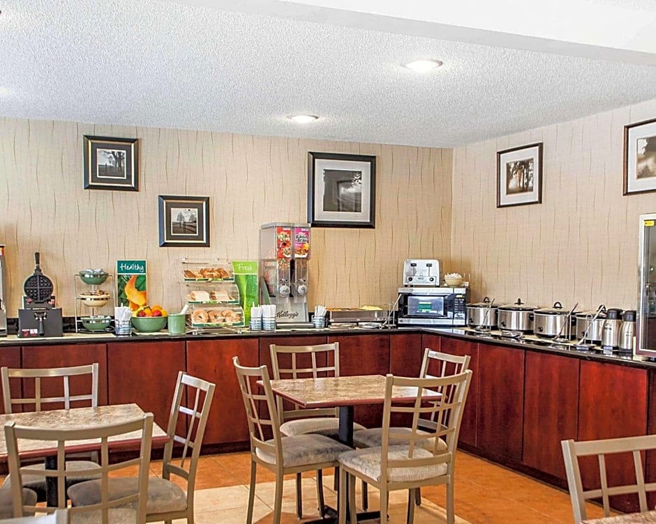 Quality Inn & Suites Davenport