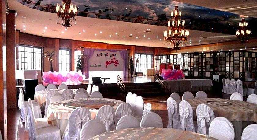Pearlmont Hotel