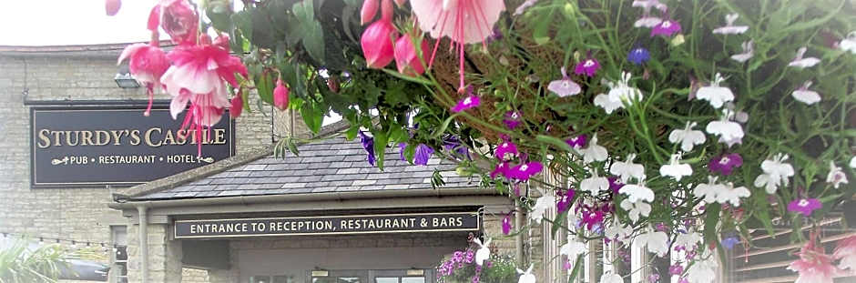 Sturdy`s Castle - Historic Coaching Inn near Blenheim Palace, Oxfordshire