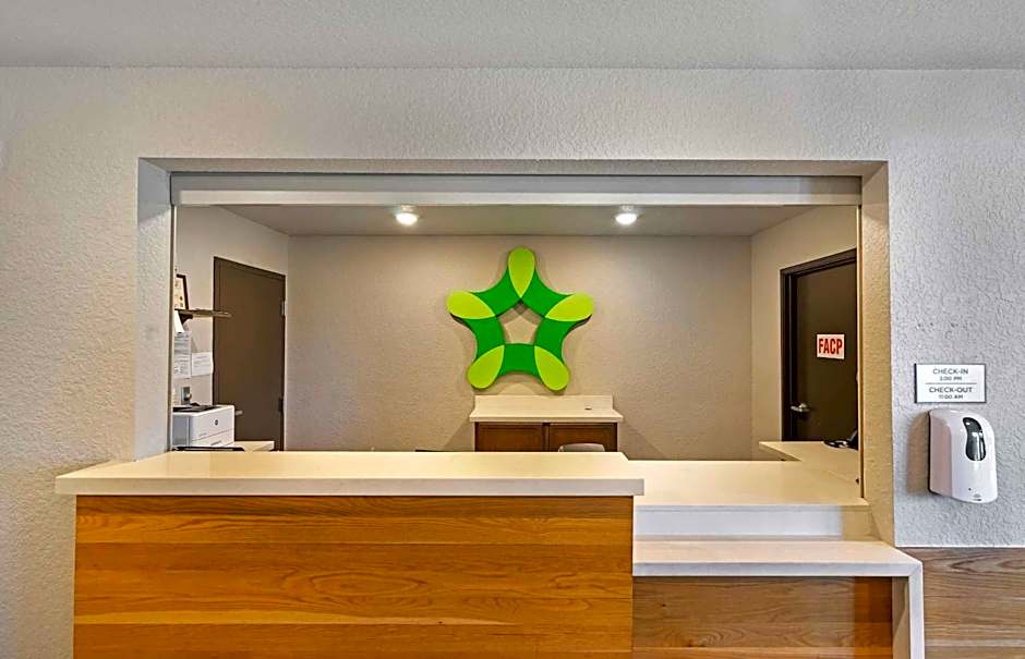 Extended Stay America Select Suites - Tampa - Brandon - East