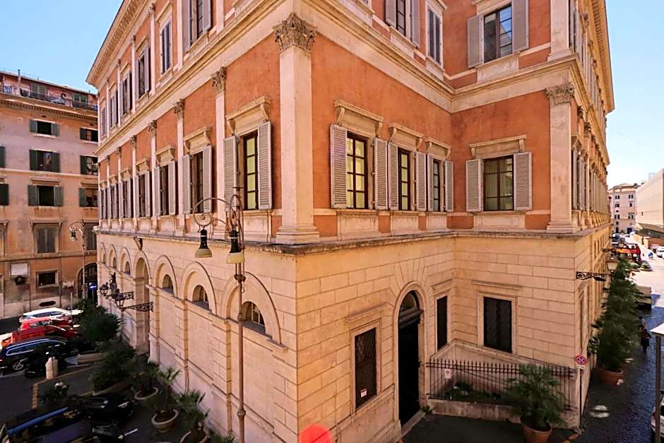 Piazza Venezia Grand Suite