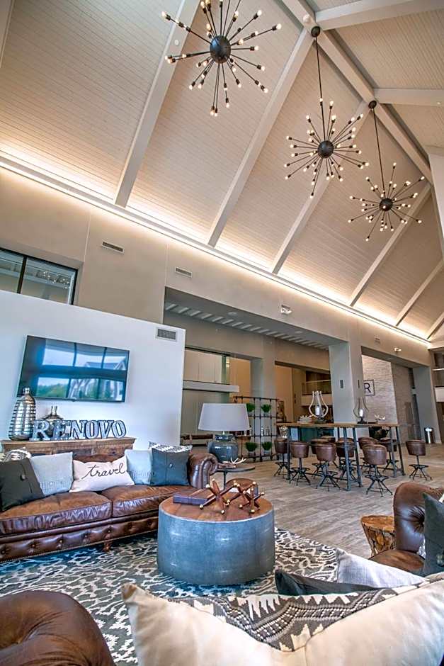 Hotel Renovo Des Moines Urbandale,Tapestry Collection Hilton