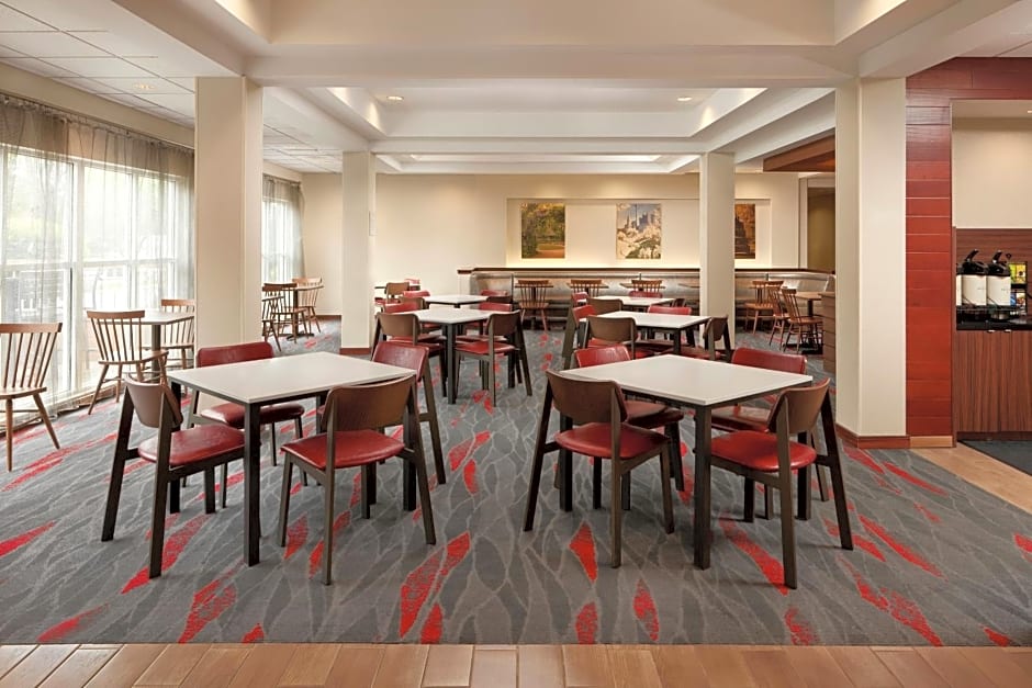 Fairfield Inn & Suites by Marriott Columbus OSU