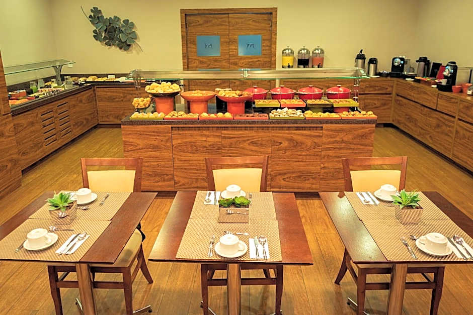 Mercure Curitiba Golden Hotel