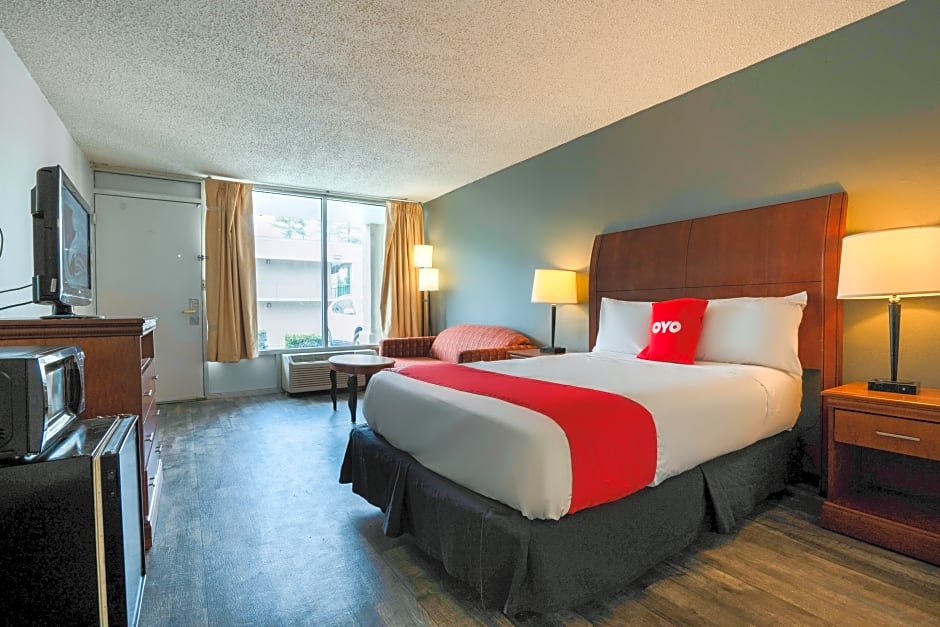 121 Motel Henderson