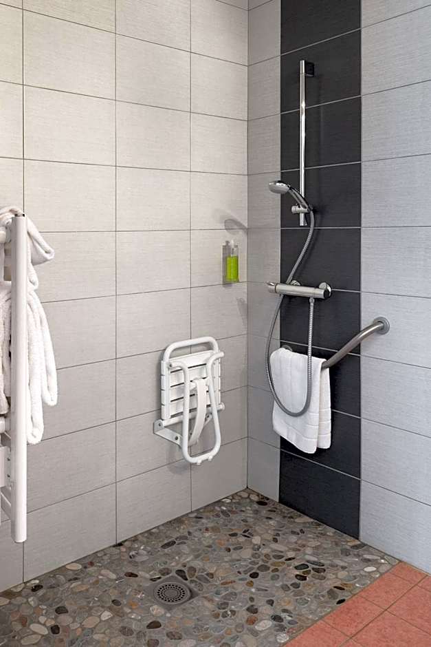 Brit Hotel Florimont