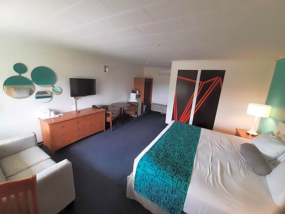 Howard Johnson by Wyndham Woodstock NB