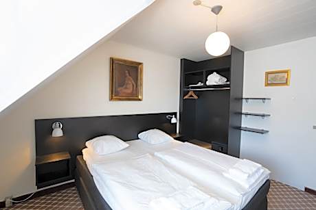 Premium Quadruple Room