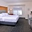 Holiday Inn & Suites Farmington Hills - Detroit NW, an IHG Hotel By IHG