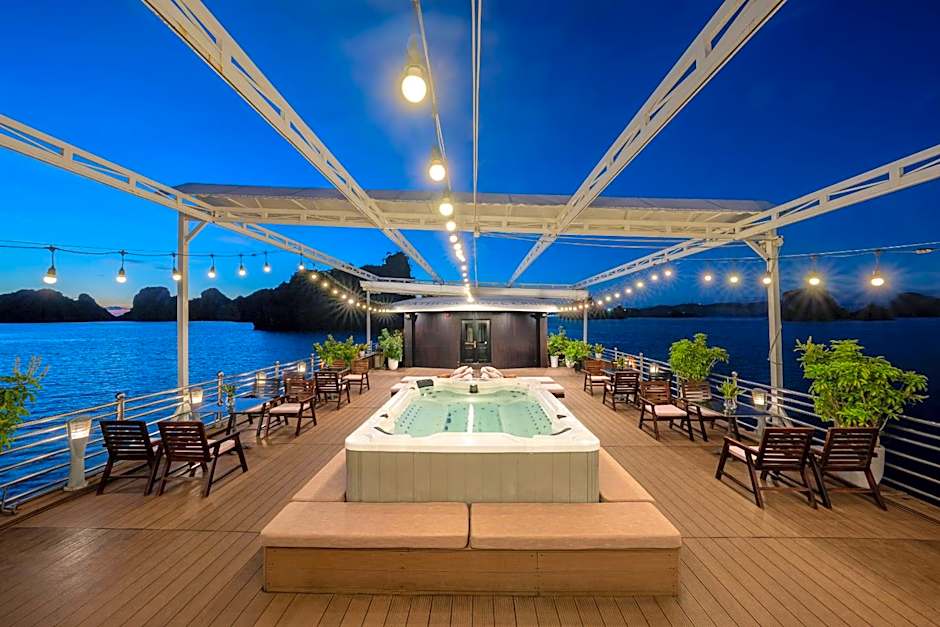 Halong Athena Cruise