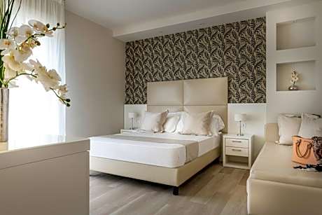 Elite Quadruple Room
