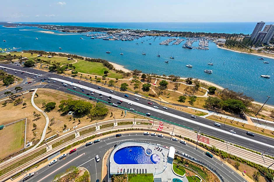 Meriton Suites Southport