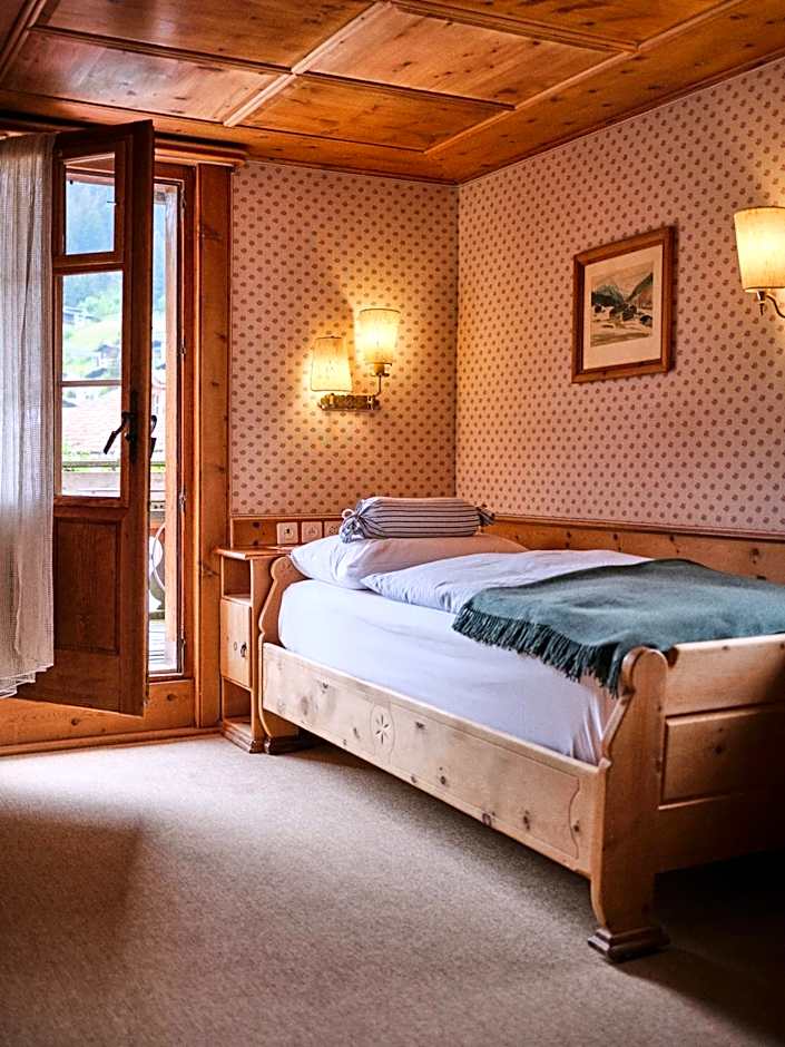 Hotel Chesa Grischuna