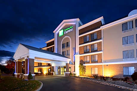 Holiday Inn Express Richmond I-64 Short Pump Area by IHG