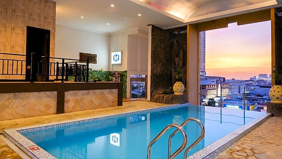 Harmoni Suites Hotel