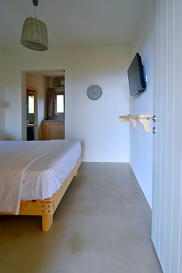 Rooster Guesthouse Rooms