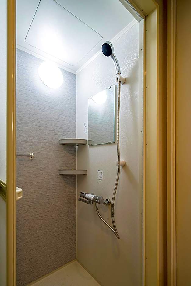 Section L Residence Ginza