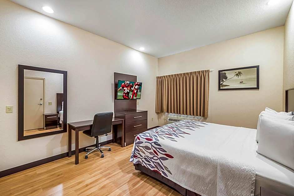 Red Roof Inn Ocala