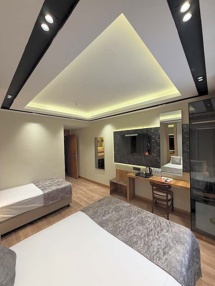 Nil Hotel