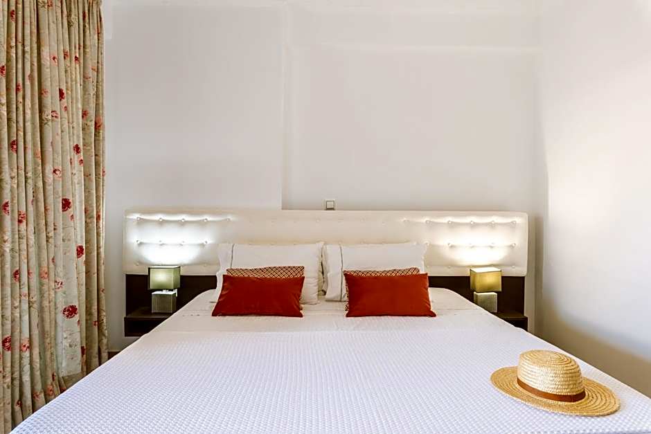 3Aktes Suites & Studios