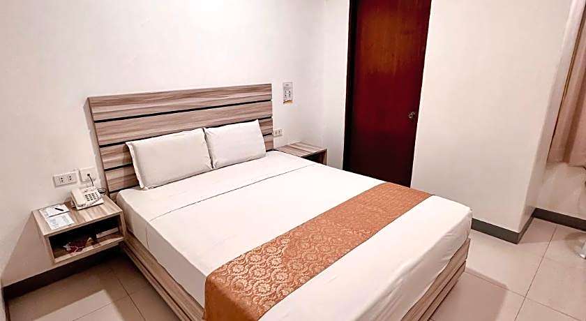 Travelbee Fuente Inn