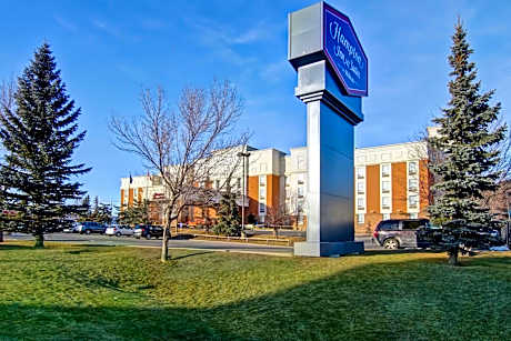 Hampton Inn By Hilton And Suites Calgary-Airport