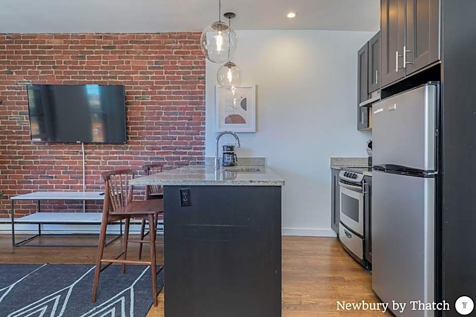 304 Newbury Street by Thatch