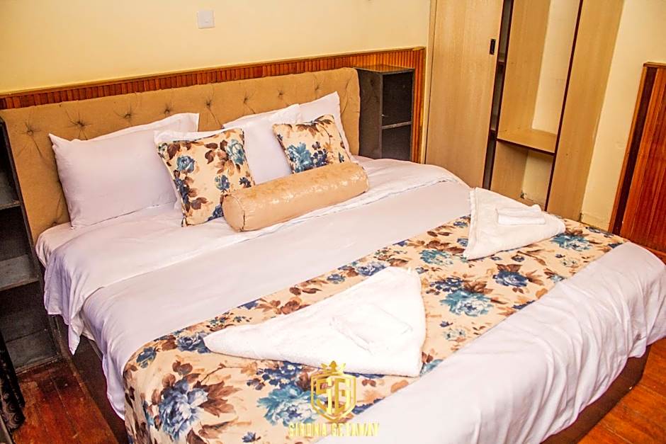 Sirona Getaway Hotel