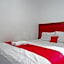 RedDoorz near Alun Alun Wonosobo 2
